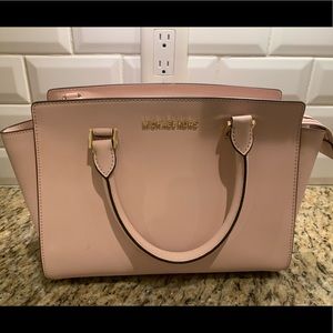 Unused Micheal Kors Medium Satchel Top Handle Bag
